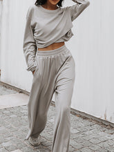Two-Piece Sports And Casual Sweatshirt Suit